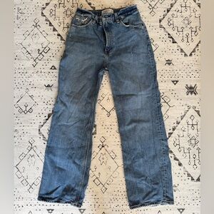 Abercrombie & Fitch Women’s Curve Love High Rise 90s Relaxed Jean